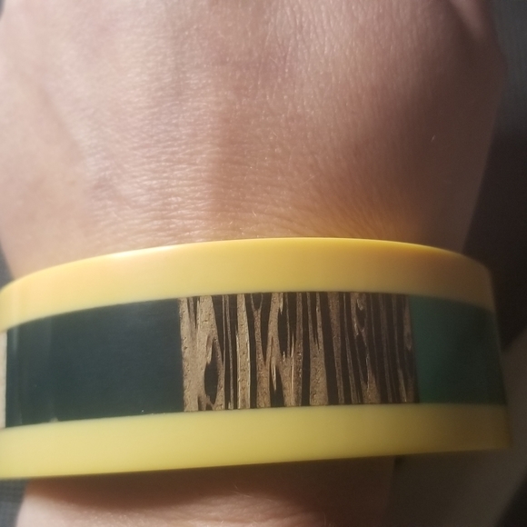 Vtg Lucite Bangle Bracelet Mustard Yellow Wooden Multi Color Block Retro Boho 1" - Picture 9 of 13